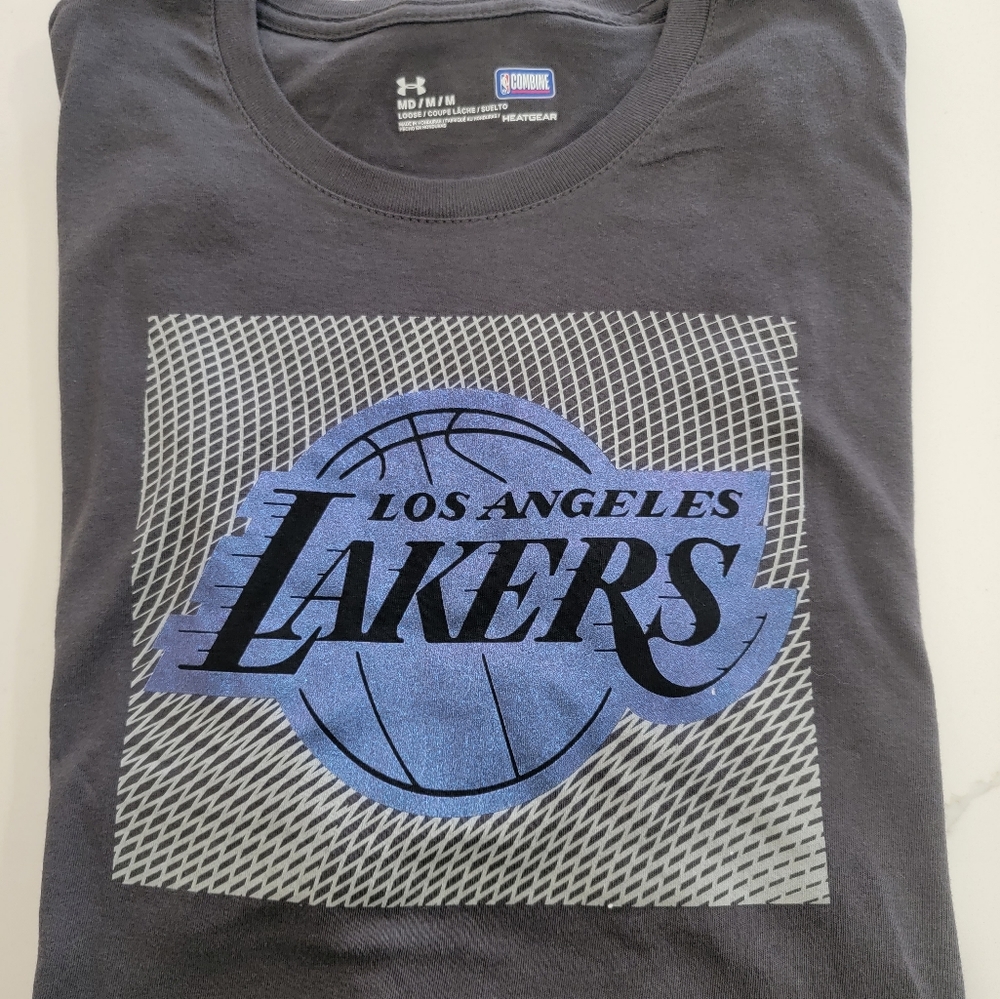 Men's t shirt
